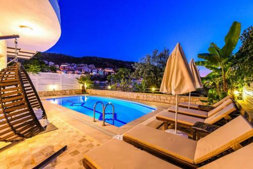 5 Star Villa With First Class Amenities, Kalkan Villa 1046