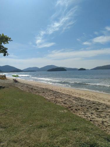 Quarto Casa C/ Piscina/churrasq.1198389x2325