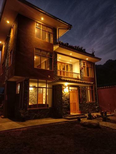 Hostal Inti Lodge