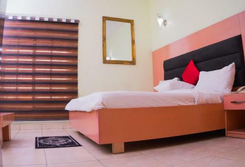 1804 Boutique Hotel
