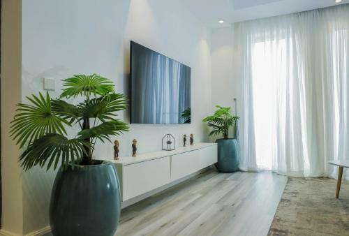 Beachfront Apartment. Best View In Lagos!