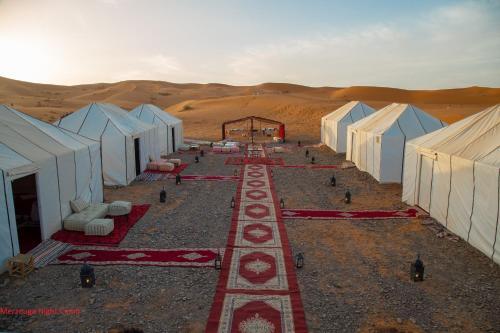 Night Desert Luxury Camp