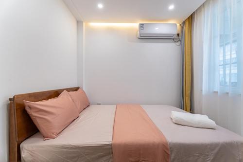 Locals Apartment Place 99