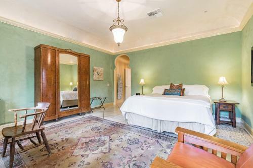 Cypress House & Studio, Walk To Healdsburg Plaza Home