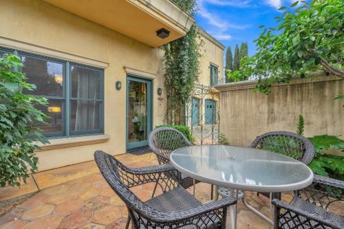 Cypress House & Studio, Walk To Healdsburg Plaza Home