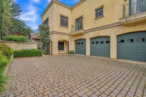 Cypress House & Studio, Walk To Healdsburg Plaza Home