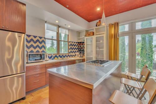 Cypress House & Studio, Walk To Healdsburg Plaza Home