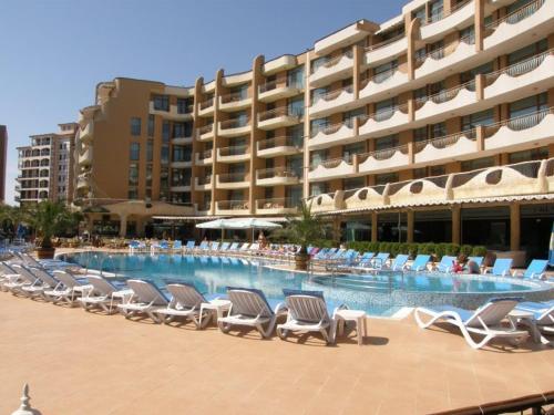 Grenada Hotel Family Apartaments Destination Bulgaria 2000