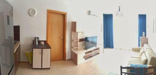 Cozy Apartament In Sunny View Central Complex