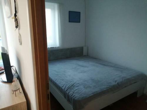 Sea View 1-bedroom Apartment Long Island