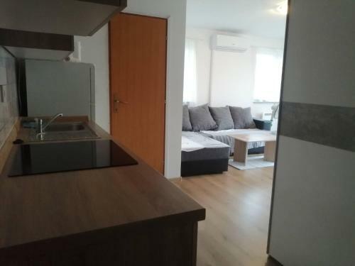 Sea View 1-bedroom Apartment Long Island