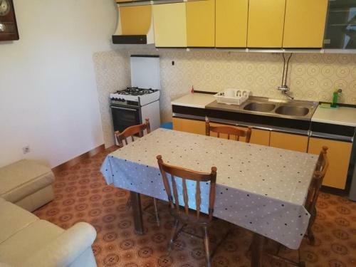 Rados Apartments