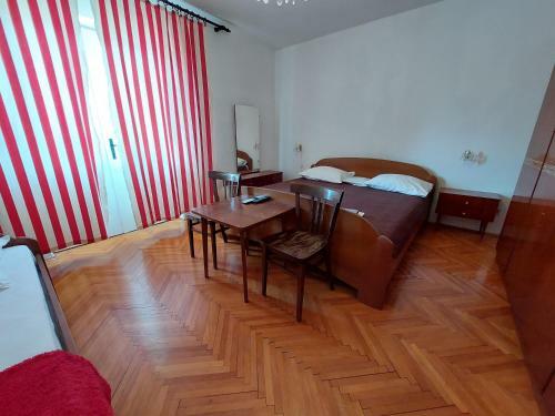 Rados Apartments