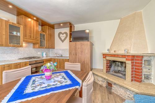 Apartment Flores