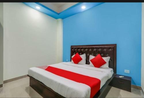 Hotel Second Home