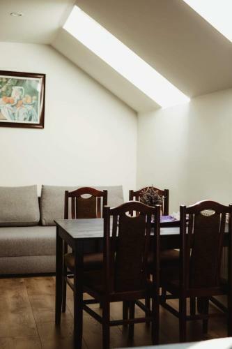 Bed & Breakfast Lawendowa Stajnia