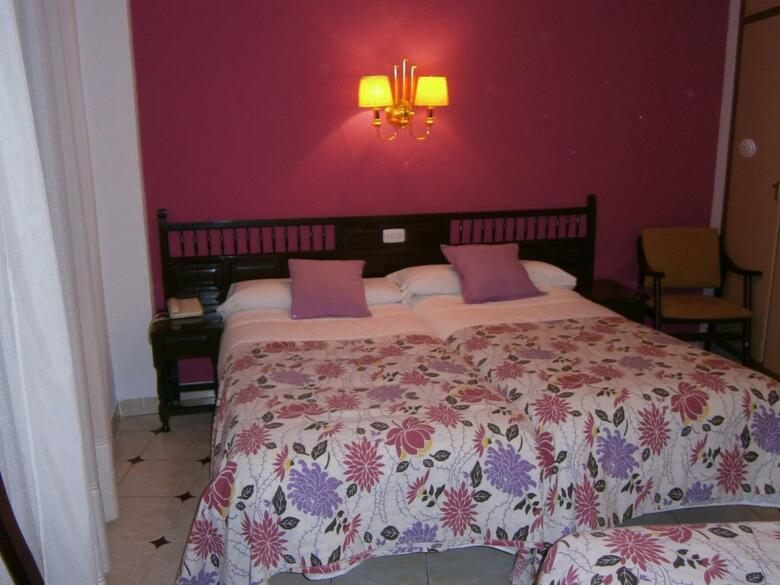 Hostal Residencia Avenida