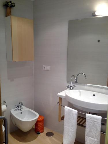 Apartamentos Puerto Basella