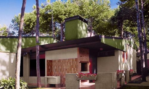 Charming Villa In The Elegant Area Of Lignano