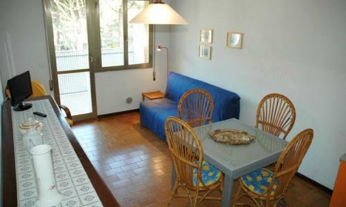 Two-bedroom Apartment In Residence By The Beach With Shared Pool