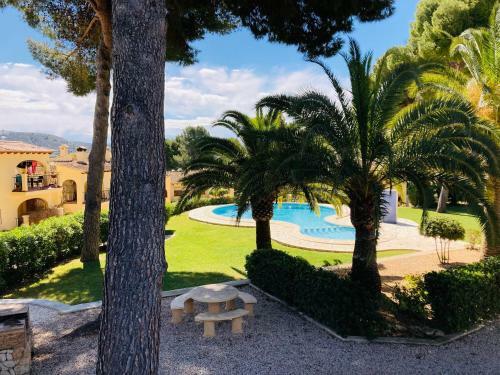 Apartamento Con Terraza En Complejo Con 2 Piscinas