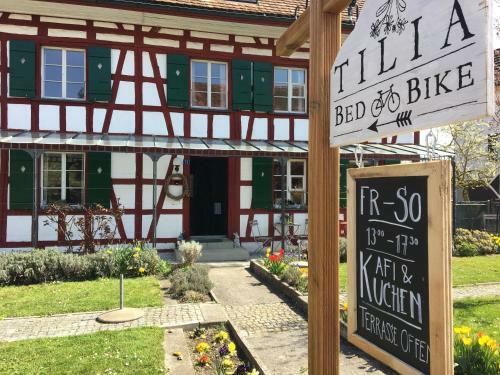 Tilia Bed & Bike Und Caf�