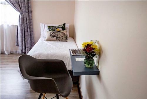 Hostal Bougainvilla Guest House