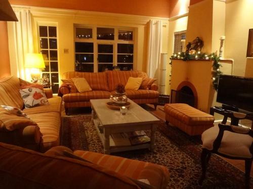 Hostal Walker Bay Manor Mansion