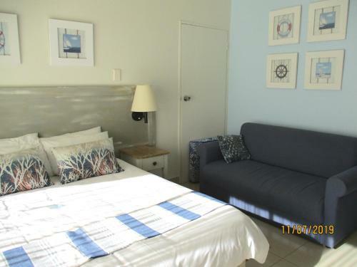 Hostal Beach Cabanas