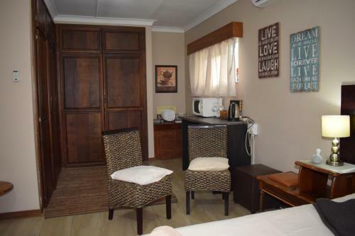 Hostal Gemstone Guest House