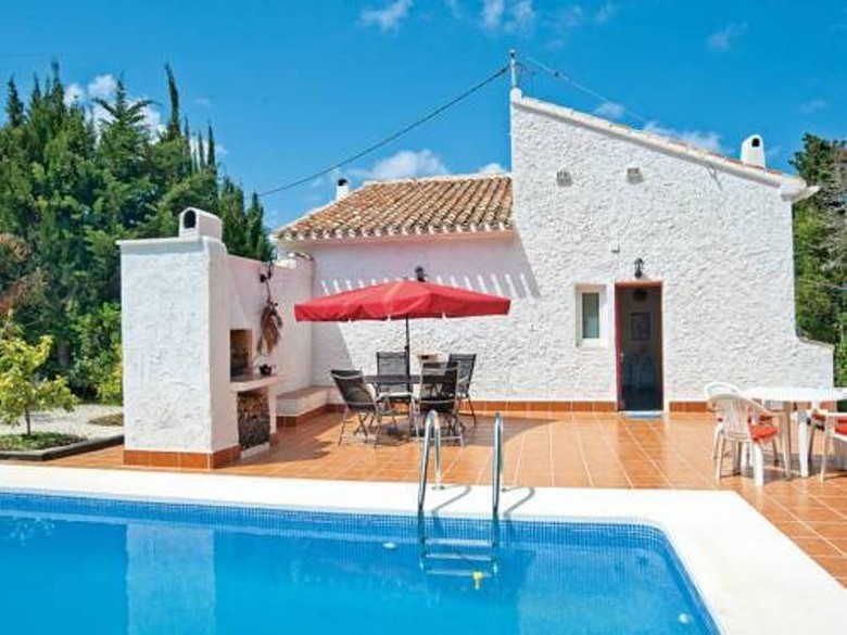 Villa Adelfas