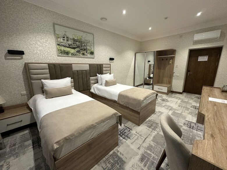 Green Park Hotel