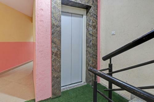 Hotel Capital O 88646 Sri Sapthagiri Comforts