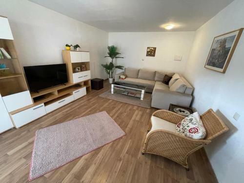 Apartamento Ferienwohnung Im S�dsteirischen Weinland - Haus Birgit