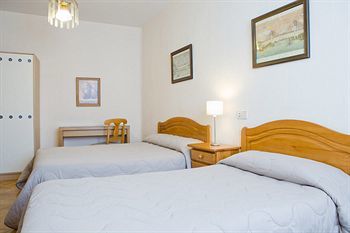 Hostal America