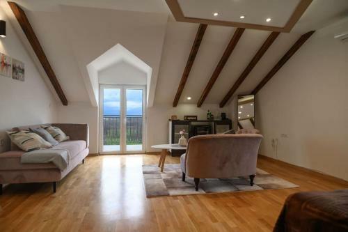 Luxurious Villa Rejo