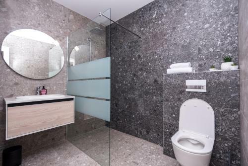 Luxury Villa Nicole , 4 Stars Apartment With Pool
