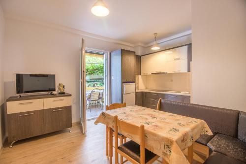 Apartment House 112