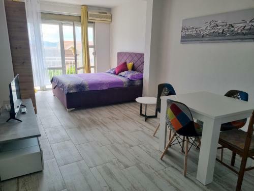 Bella Apartments