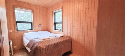 Villa Dixon Cabin Nr. 4 / Dixon Sumarh�s Nr. 4 T�lknafir�i