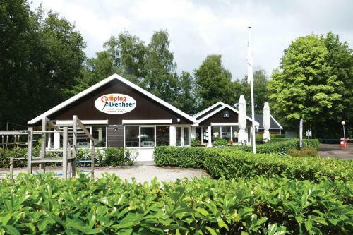 Lege Kampeerplaats + Prive Sanitair, Camping Alkenhaer