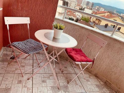 Sunny Apartment