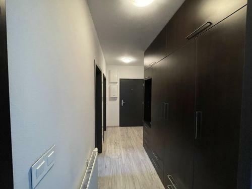 Apartment Rosni?ka With King Bed, Balcony, Free Parking