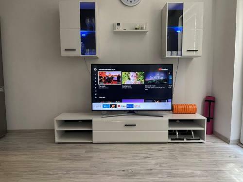 Apartment Rosni?ka With King Bed, Balcony, Free Parking