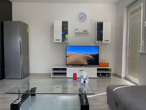 Apartment Rosni?ka With King Bed, Balcony, Free Parking