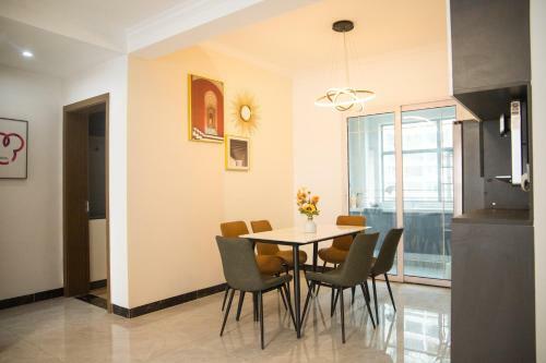 Locals Apartment House 02