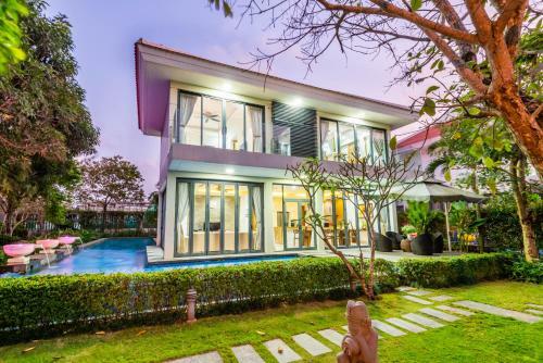 Resort Villa Beach Danang