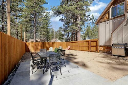 Village Chic Chalet #2113 By Big Bear Vacations