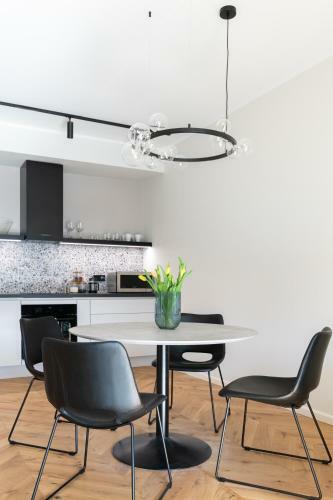 Hilltop Apartments - Wilmsi Villa