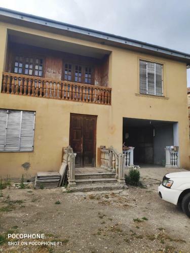 Hostal M.s.t Home